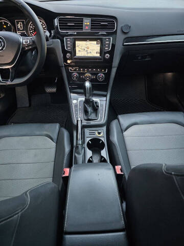 2015 Volkswagen Golf TDI SEL