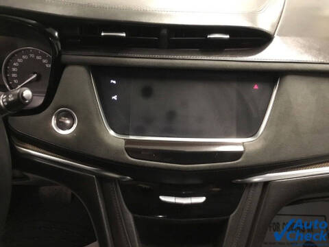 2017 Cadillac XT5 Platinum