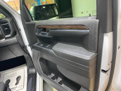 2024 GMC Sierra 1500 Elevation Standard