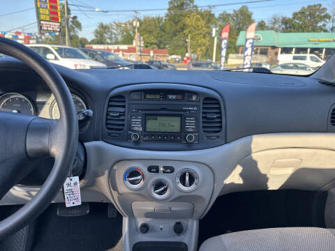 2008 Hyundai Accent GLS