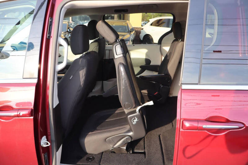 2019 Chrysler Pacifica Touring Plus