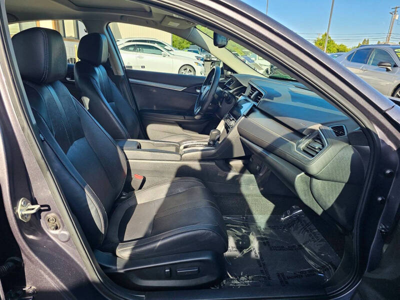 2017 Honda Civic Touring