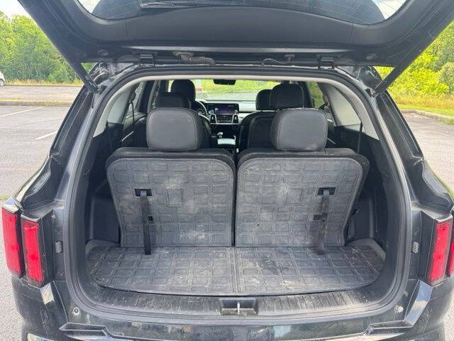 2023 Kia Sorento SX