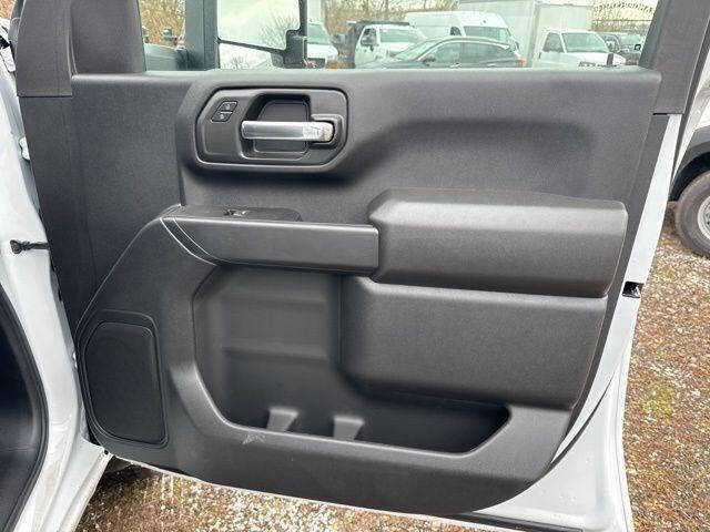 2025 GMC Sierra 3500HD CC Pro