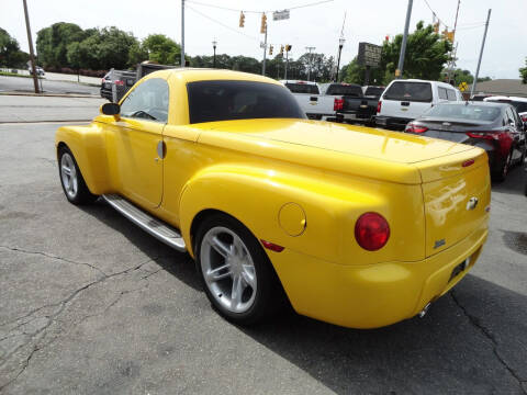 2003 Chevrolet SSR LS