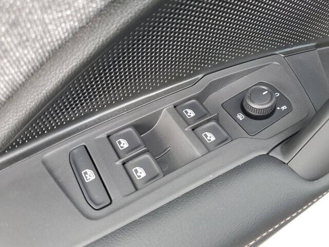 2025 Volkswagen Tiguan S 4Motion