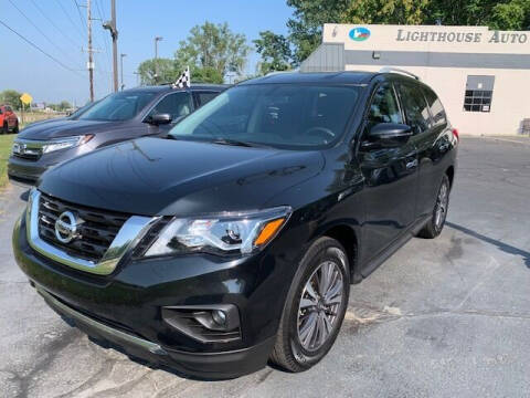 2019 Nissan Pathfinder for sale at Lighthouse Auto Sales in Holland MI