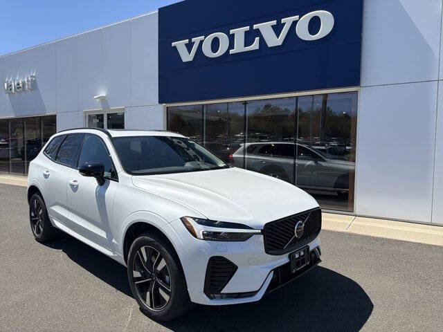 2026 Volvo XC60 B5 Core