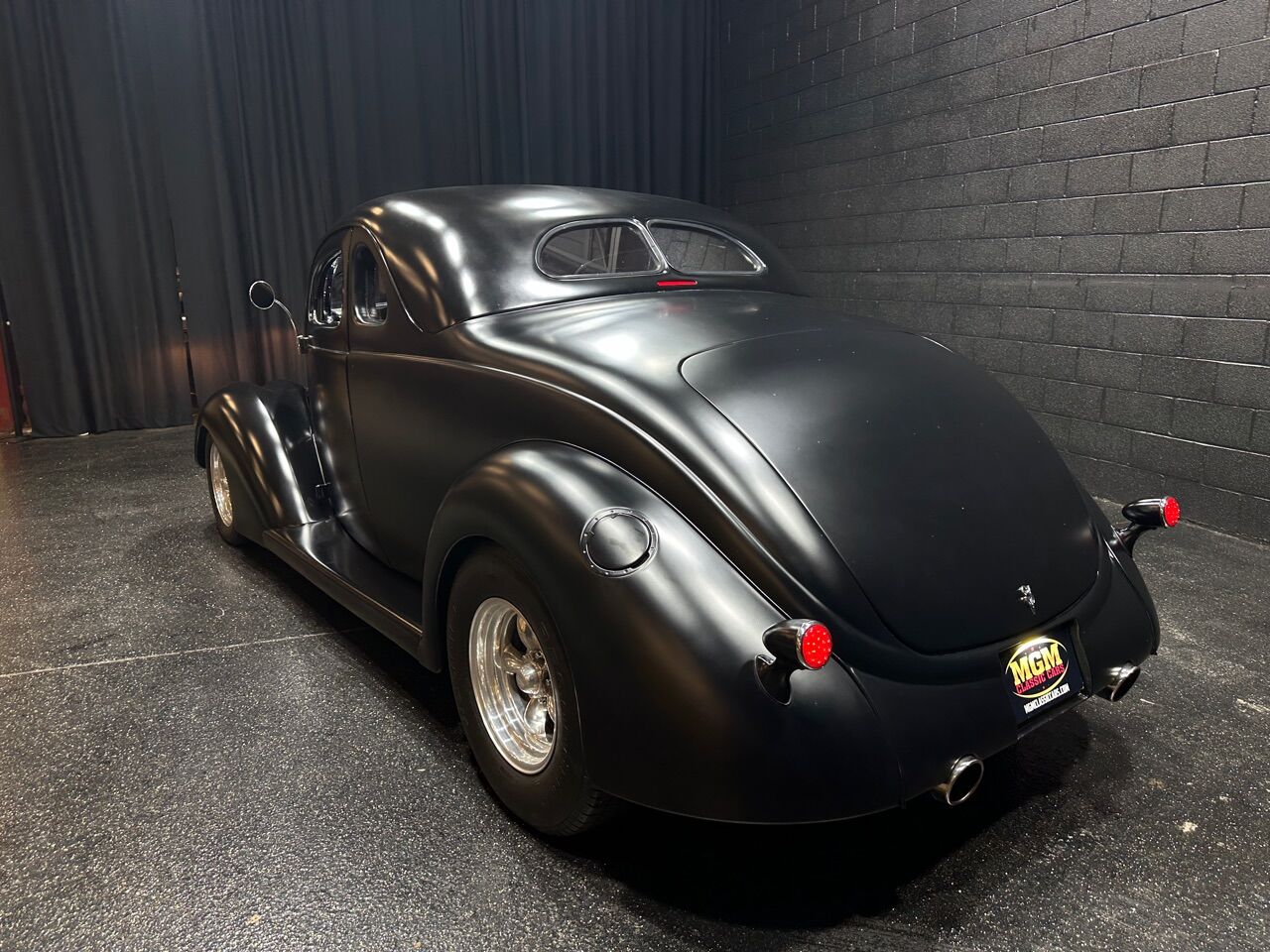 1937 Ford Coupe 75