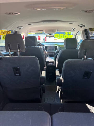 2017 GMC Acadia SLE-2