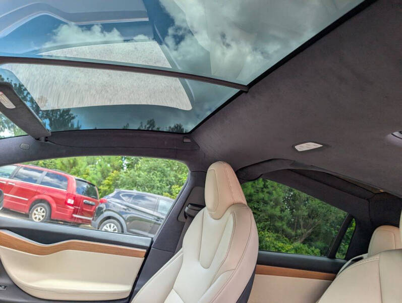 2020 Tesla Model X Long Range