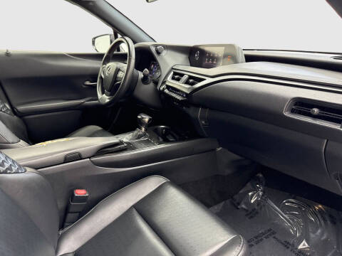 2020 Lexus UX 200