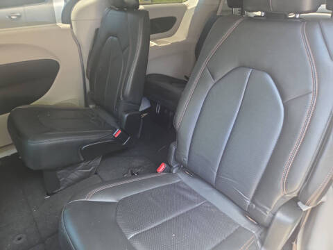 2018 Chrysler Pacifica Touring L