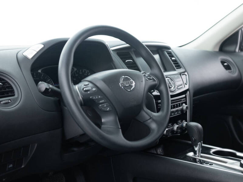 2018 Nissan Pathfinder S