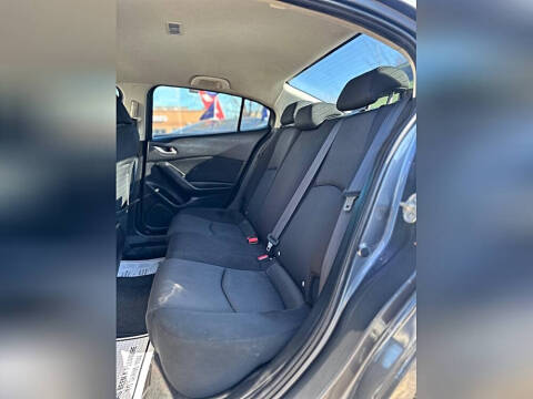 2016 Mazda MAZDA3 i Sport