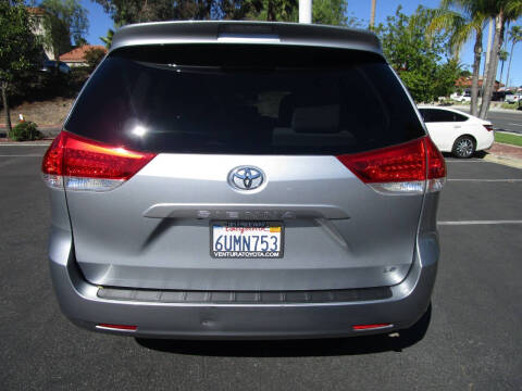 2012 Toyota Sienna LE 8-Passenger