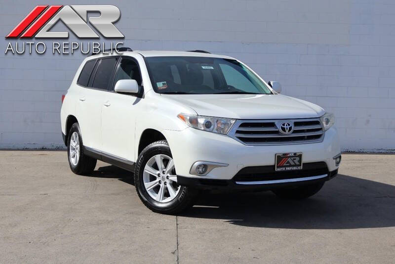 2013 Toyota Highlander Plus
