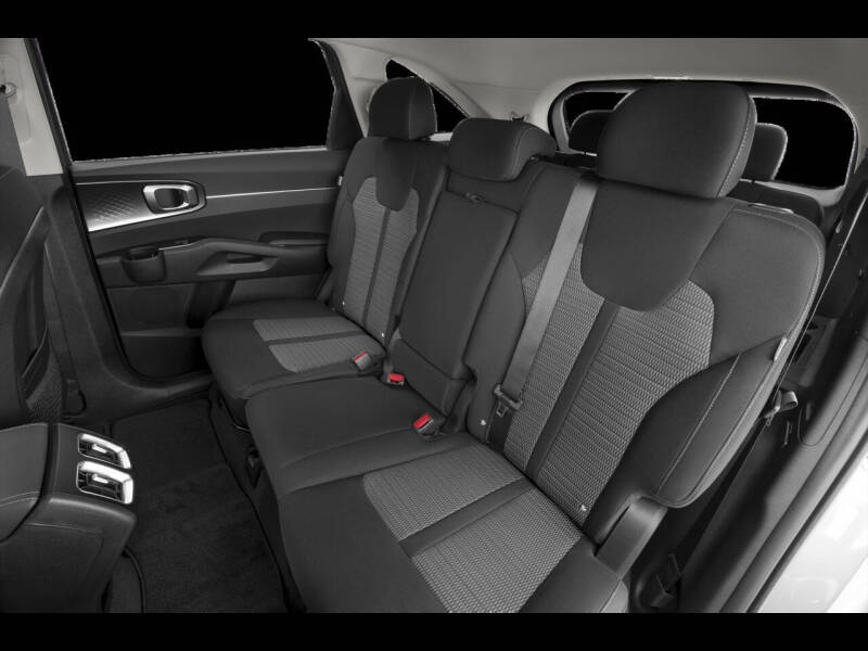 2025 Kia Sorento LX