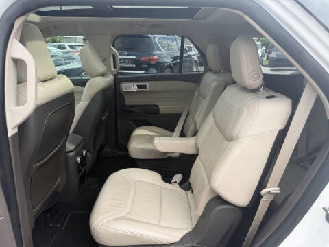 2020 Ford Explorer Platinum