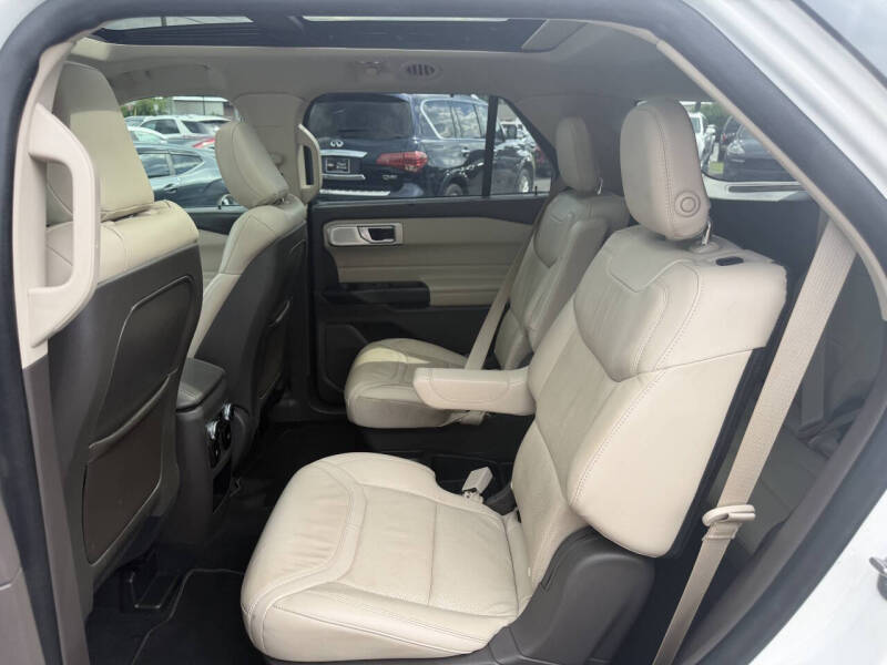 2020 Ford Explorer Platinum