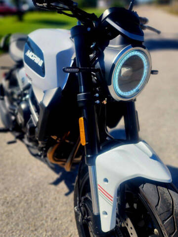 2023 Moto Morini STR 650