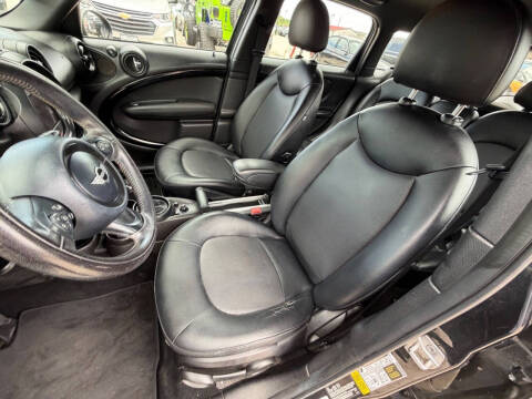 2016 MINI Countryman Cooper