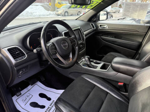 2018 Jeep Grand Cherokee Laredo