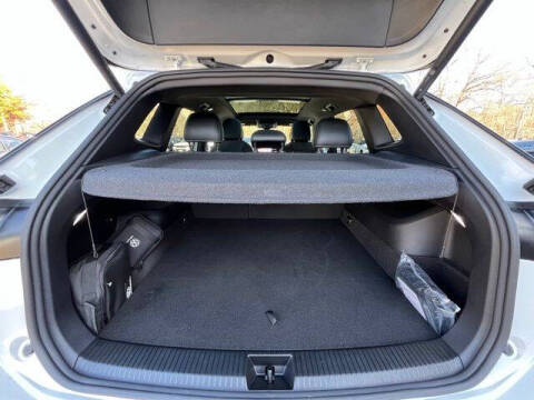 2025 Volkswagen Tiguan SEL R-Line 4Motion