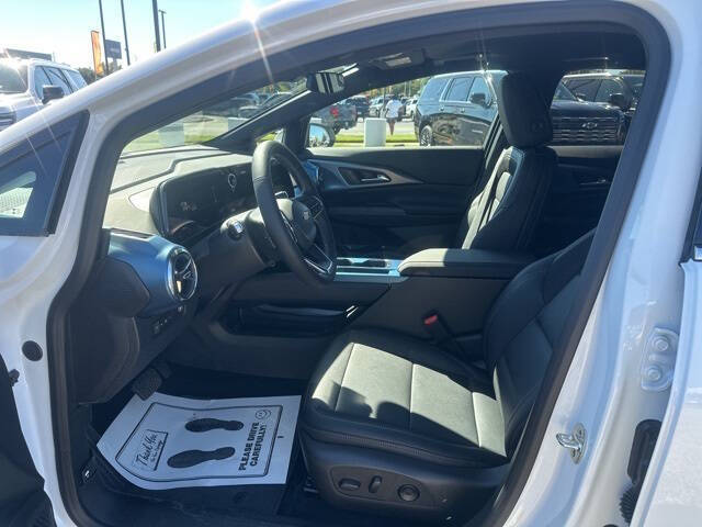 2026 Chevrolet Equinox EV LT 2