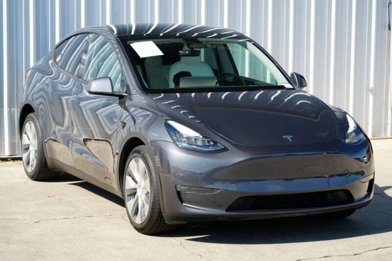 2023 Tesla Model Y Long Range