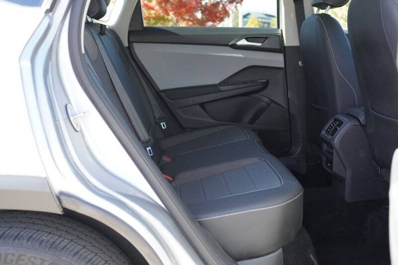 2022 Volkswagen Taos SE 4Motion