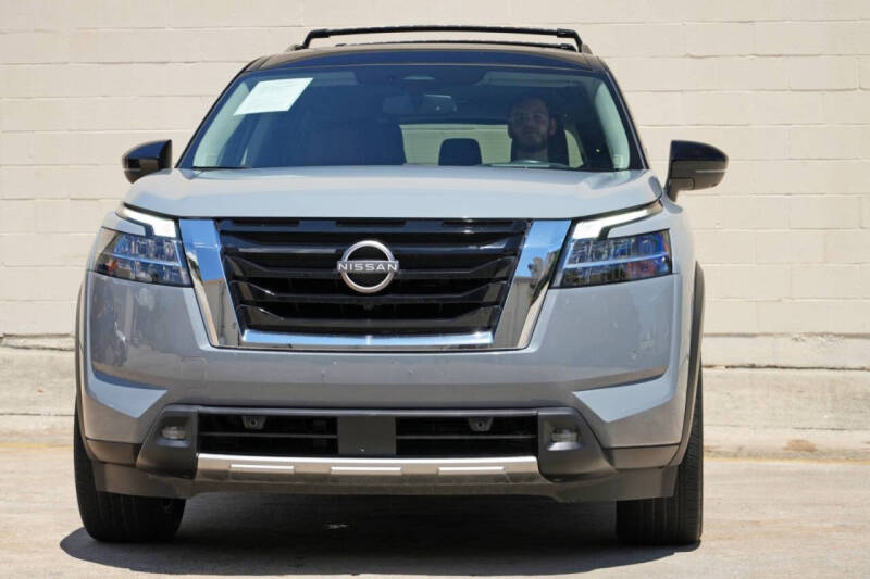 2022 Nissan Pathfinder Platinum