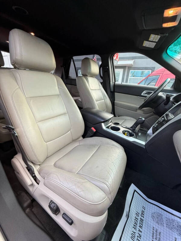 2011 Ford Explorer XLT