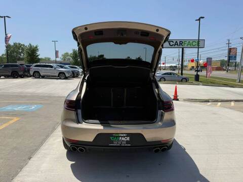 2018 Porsche Macan S