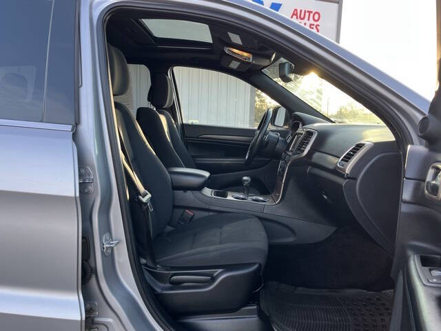 2015 Jeep Grand Cherokee Laredo