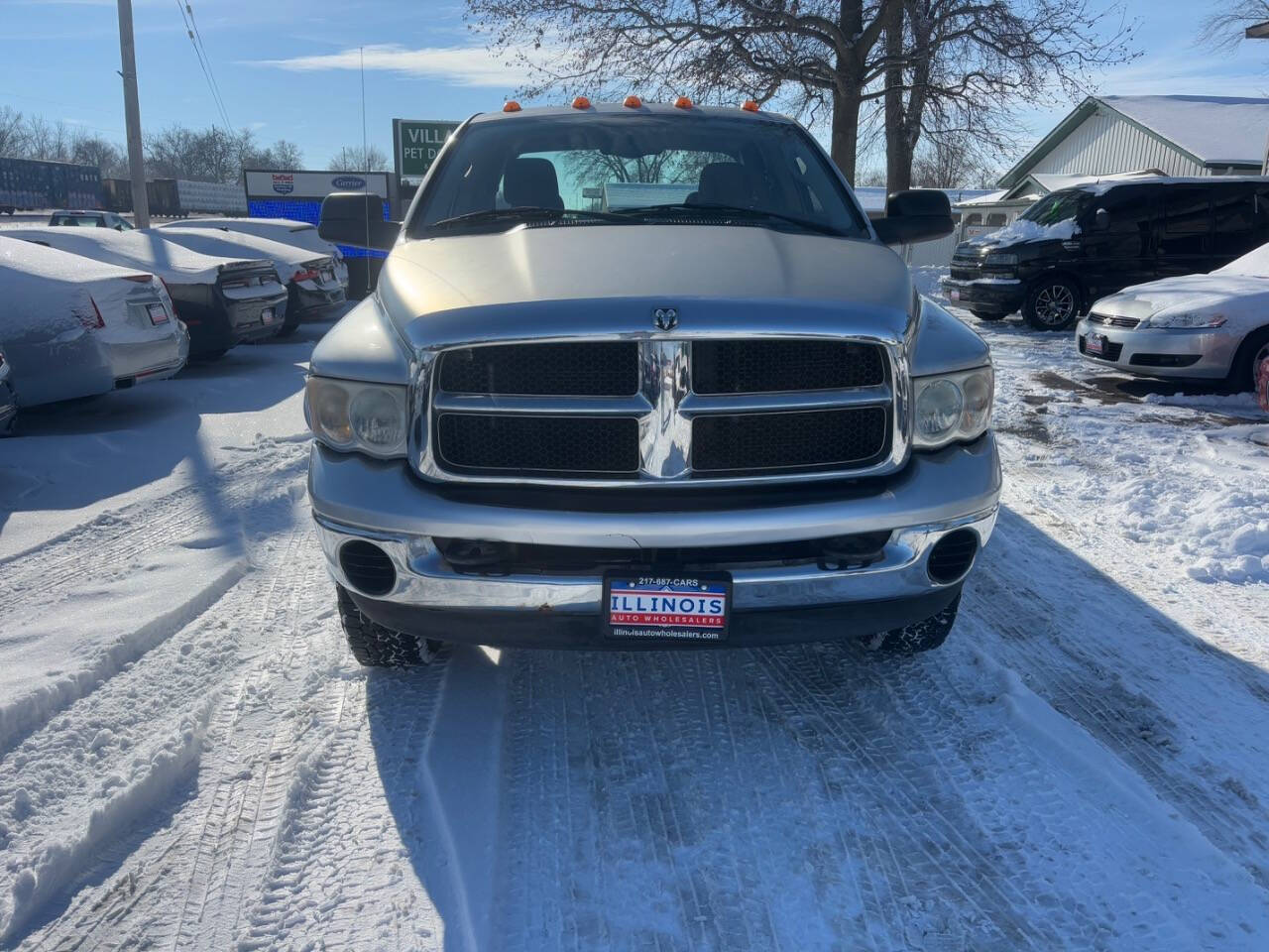 2005 Dodge Ram 2500 for sale at Illinois Auto Wholesalers in Tolono, IL