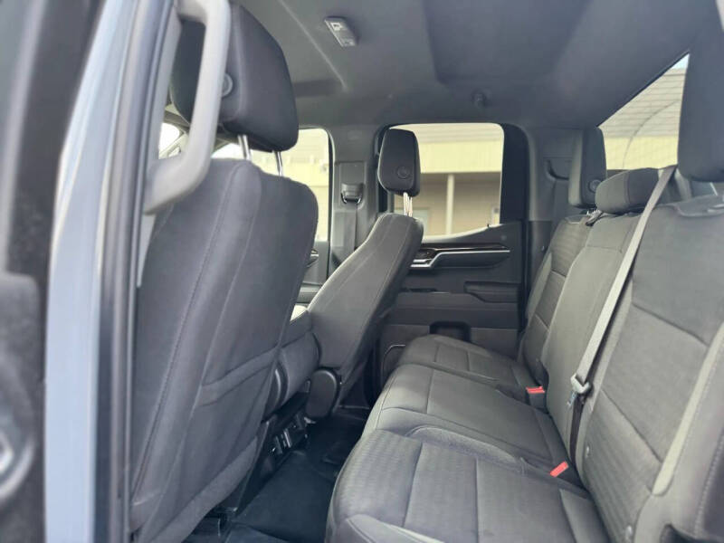 2024 GMC Sierra 1500 Elevation Standard