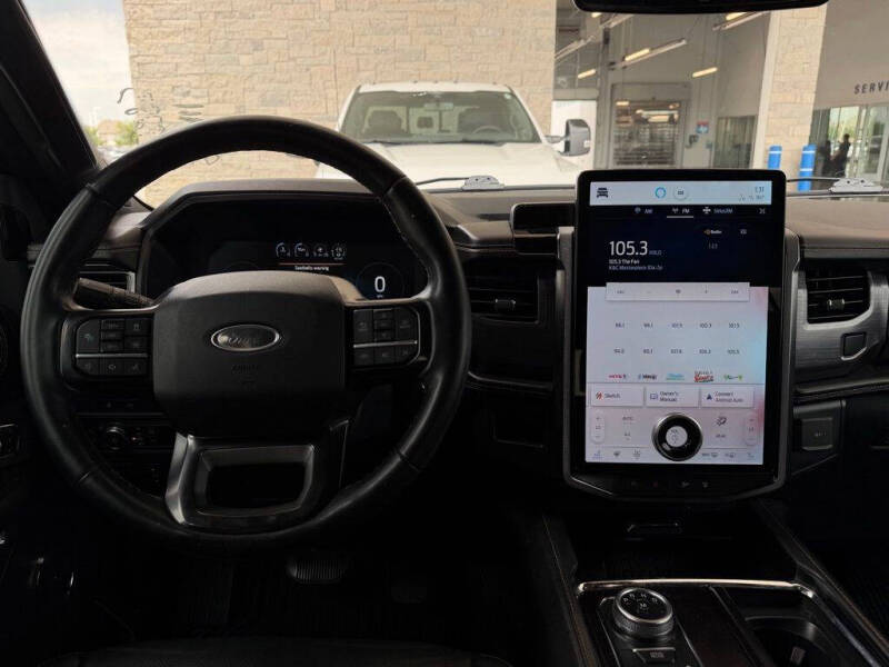 2022 Ford Expedition MAX Platinum