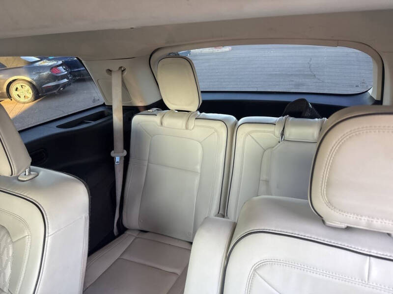 2022 Lincoln Aviator Black Label