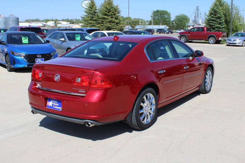 2011 Buick Lucerne Super