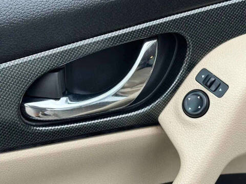 2014 Nissan Rogue SL