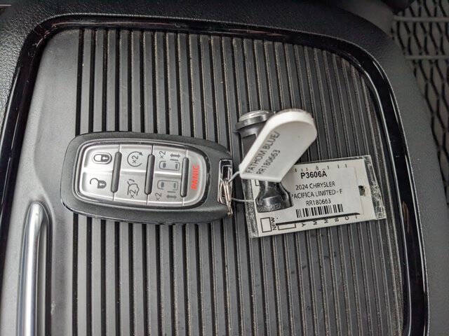 2024 Chrysler Pacifica Limited