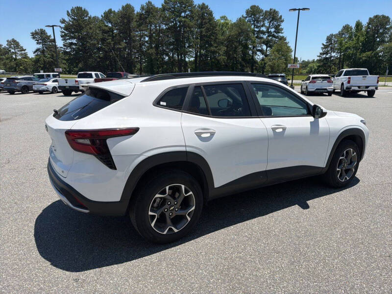 2024 Chevrolet Trax LT