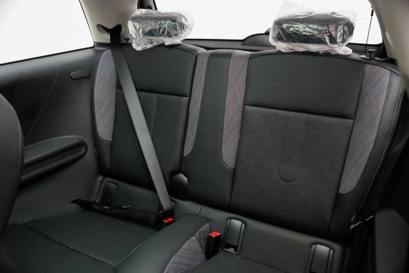 2025 MINI Hardtop 2 Door Cooper Signature Trim