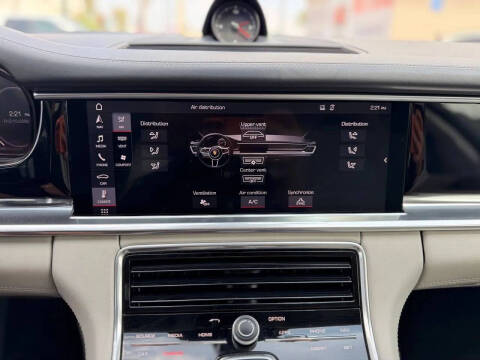 2018 Porsche Panamera