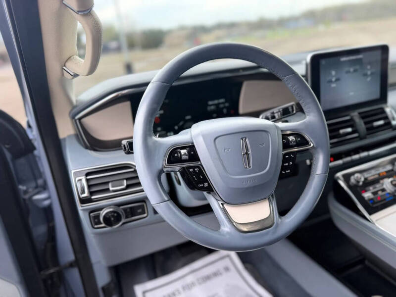 2018 Lincoln Navigator Black Label