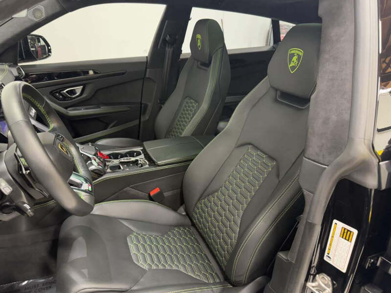 2021 Lamborghini Urus