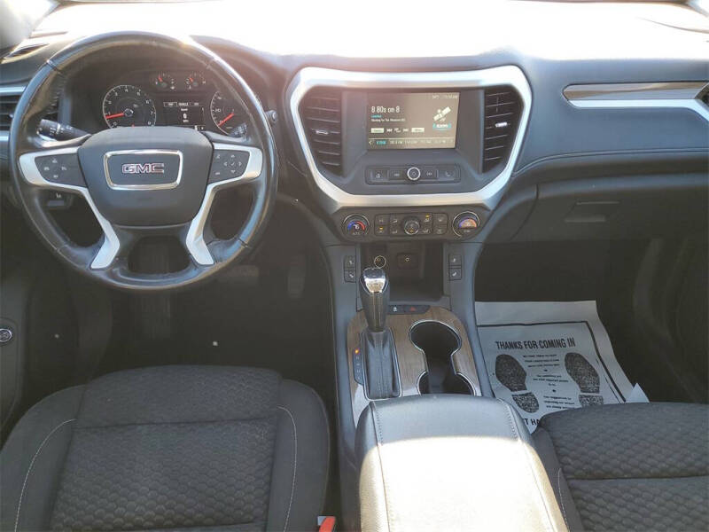 2019 GMC Acadia SLE-2