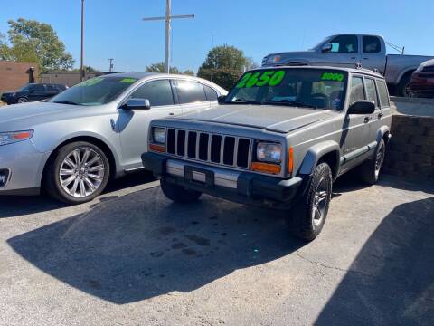 2000 Jeep Cherokee for sale at AA Auto Sales in Independence MO