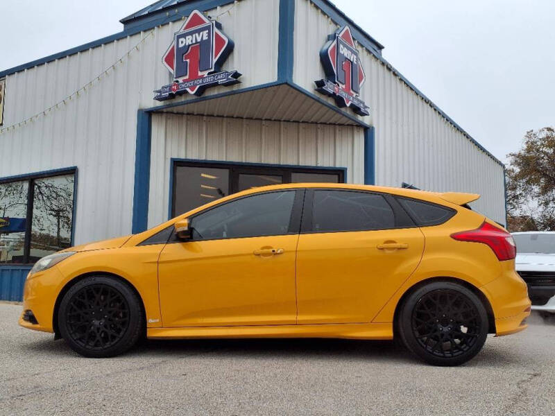 2014 Ford Focus ST's photo